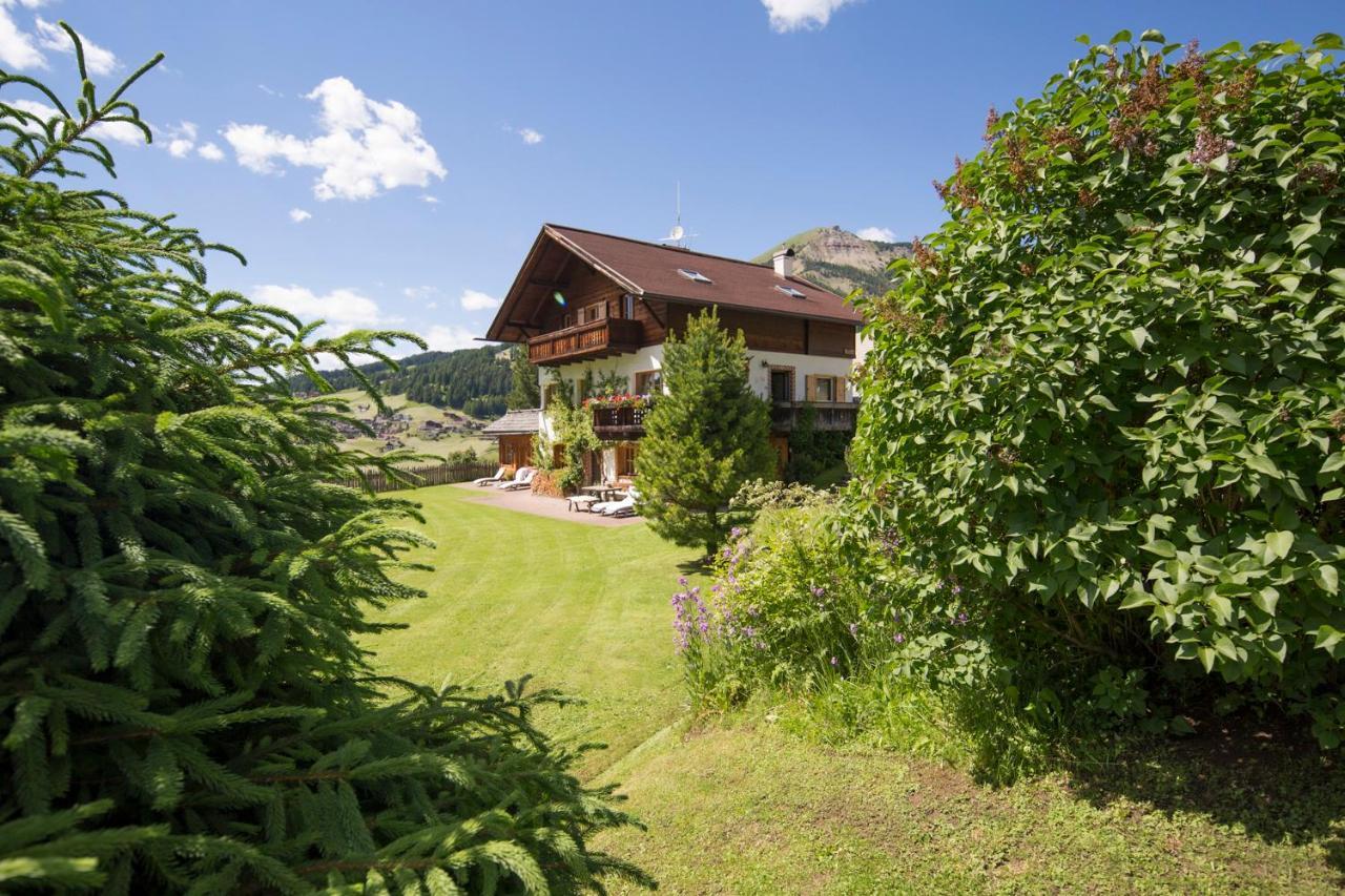 Villa Al Bosco Selva di Val Gardena Kültér fotó